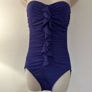 Miraclesuite One Piece size 8